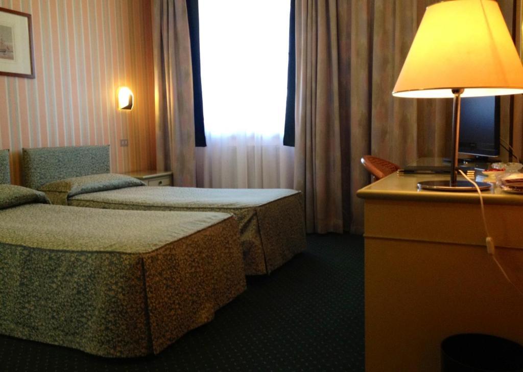 Hotel Daniel Basiano Δωμάτιο φωτογραφία